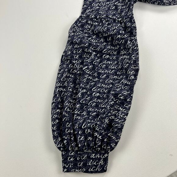 CAbi Te Amo Navy Blue Love Letter Languages Script Balloon Sleeve Blouse Size S - Picture 7 of 14